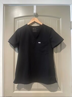 FIGS Catarina Scrub Top S